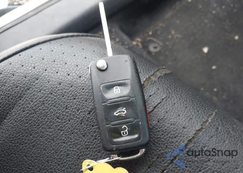 2013 Volkswagen Jetta 2.5L Se from USA, damaged, VIN 3VWDP7AJ6DM210017